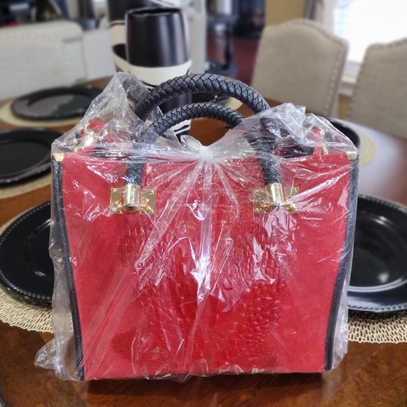 Genuine Leather/Suede Handbag - Picture 9 of 9